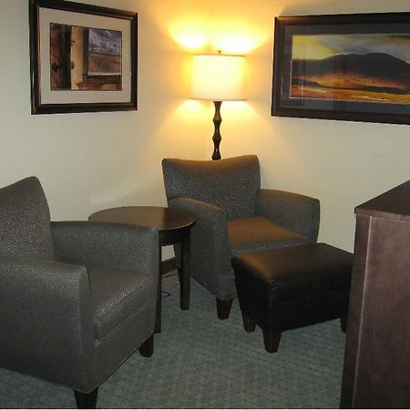 Little Missouri Inn & Suites Watford City Exteriör bild