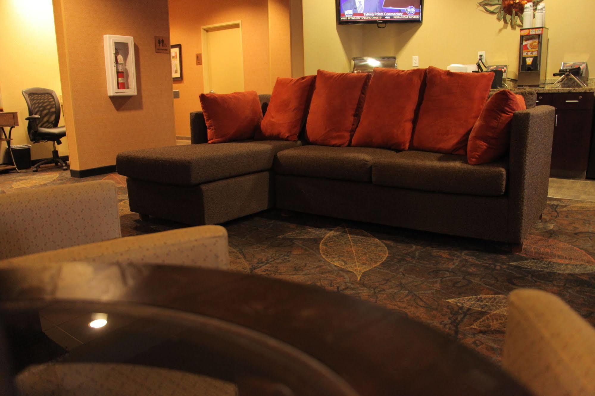 Little Missouri Inn & Suites Watford City Exteriör bild